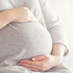 Kehamilan Usia Dini Berbahaya, Dokter Jelaskan Risiko Medis yang Sering Diabaikan