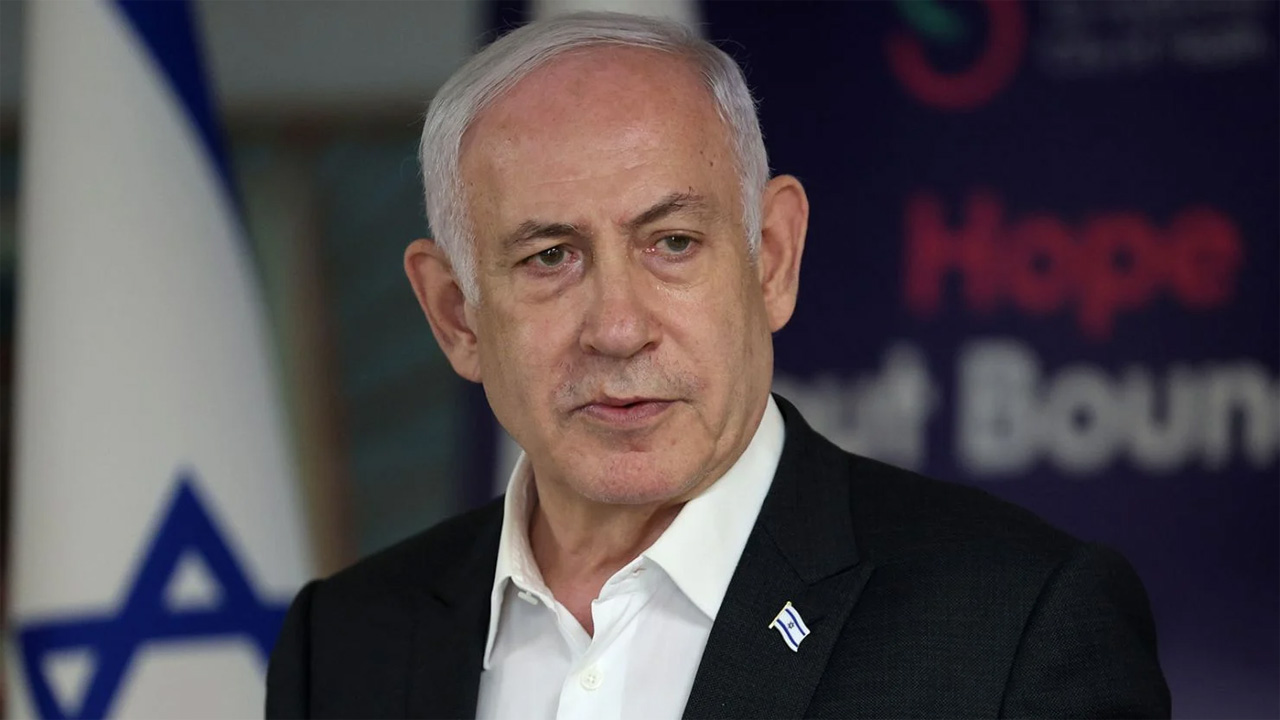 Netanyahu Bantah Rumor Kematian dengan Video Ngopi dan Tunjukkan Lima Jari