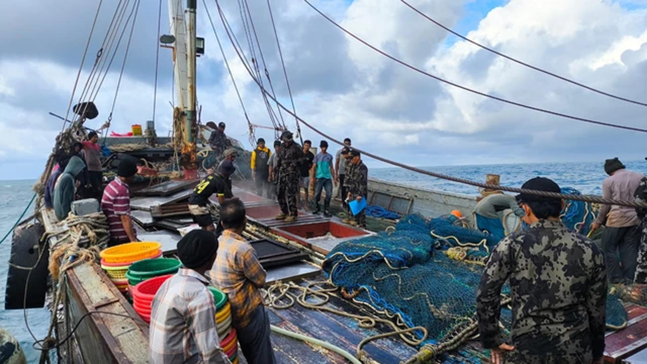 Respons KKP Soal Penolakan Kapal Jaring Hela Udang di Merauke Picu Perdebatan
